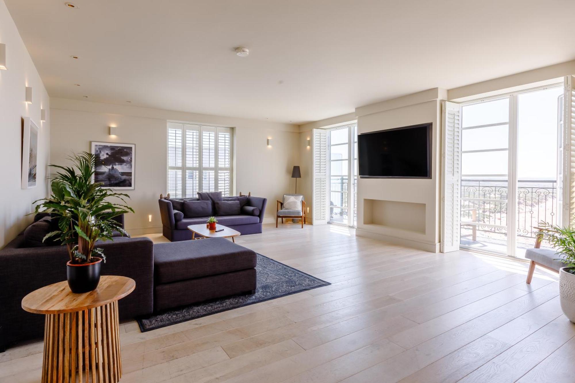 Saunton Apartment *