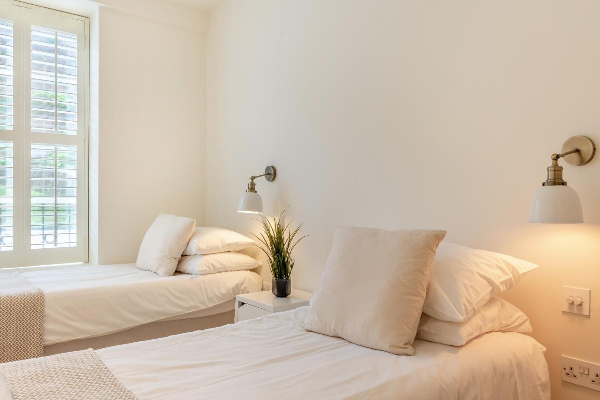 Saunton Apartment *