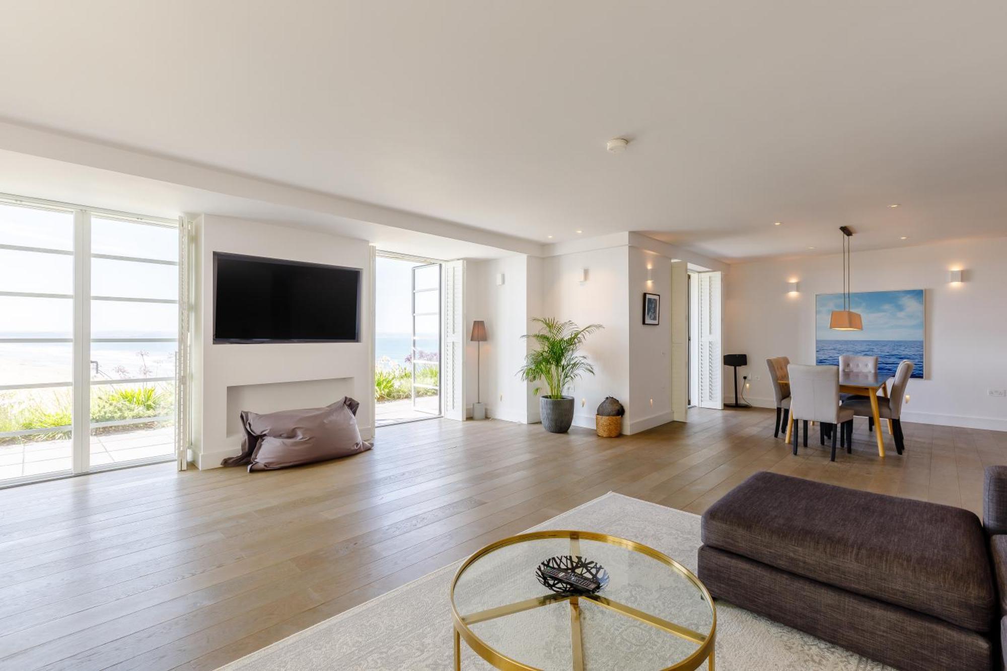 Saunton Apartment *